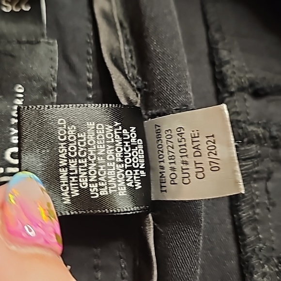 Studio by Torrid sz 22S short straight leg trousers - Picture 7 of 7